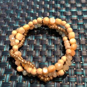 Pretty stretch bracelet!